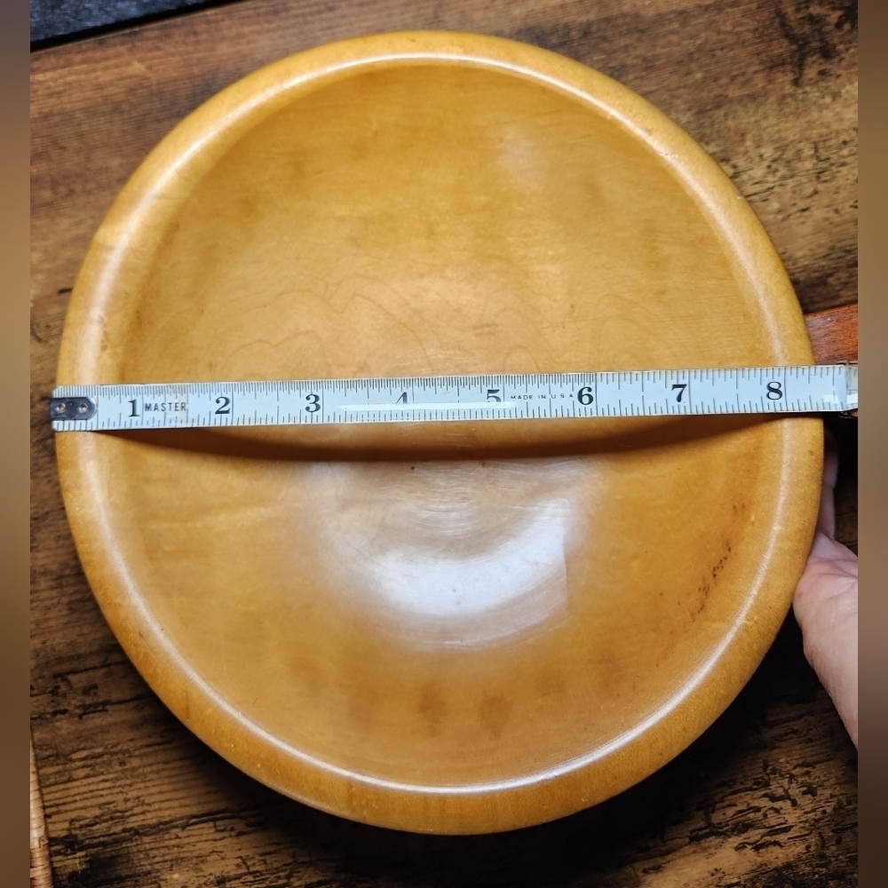 MUNSING Vintage Three-Footed Rustic Hardwood Serving Skillet (Circa 1940s) - Picture 8 of 10